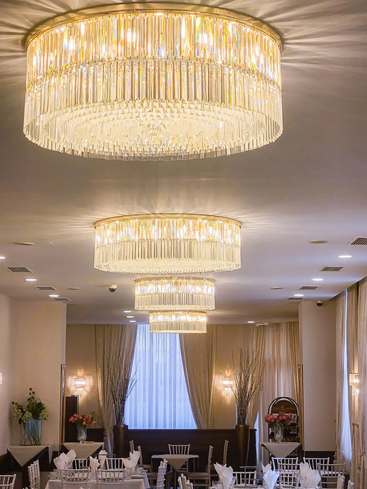 Architektonischer Raum mit anspruchsvoller Beleuchtung